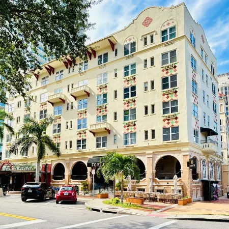 Ponce de Leon Hotel