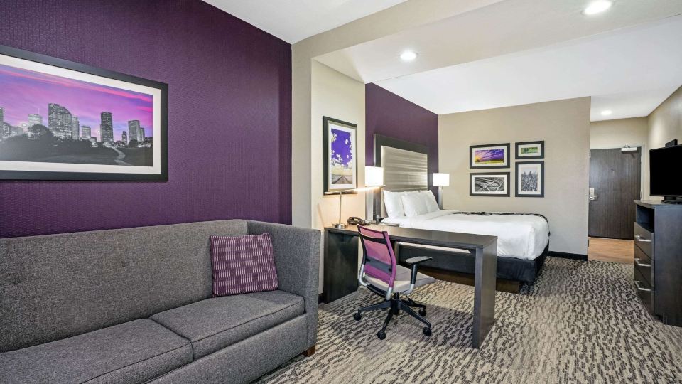 La Quinta Inn & Suites by Wyndham College Station South