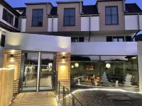 Brit Hotel, Spa & Restaurant - Colmar Est Отели в г. Бьешем