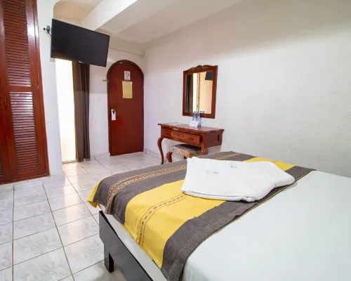 Hotel El Español Centro Histórico Hoteles cerca de Estación ADO CAME