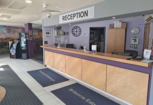 브리타니아 호텔 객실 내부