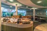 Globana Airport Hotel - Breakfast
