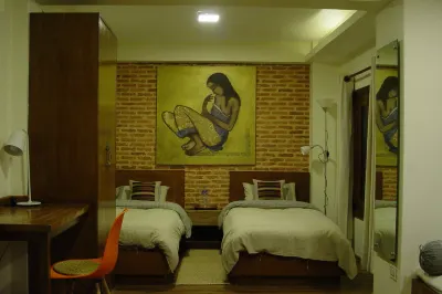 Tara Art House