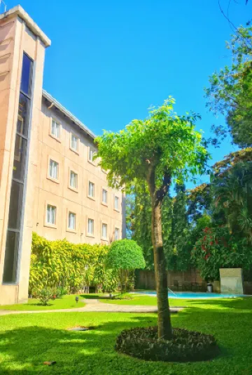 Hotel Gardenia Inn Отели рядом с достопримечательностью «Military Museum of the Armed Forces of El Salvador»