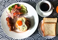 Grand Esie Service Apartment Hotels in Amphoe Pluak Daeng