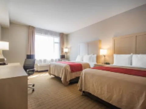 Comfort Inn & Suites Hotels in Campbell River