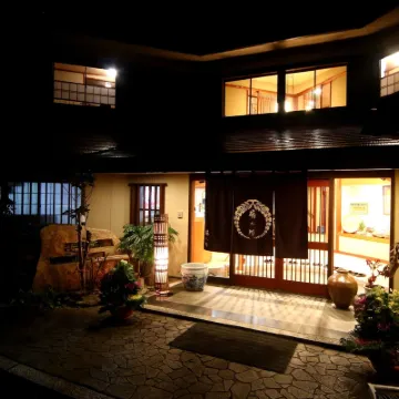 恵那藤太郎 鄰近JR惠那站的酒店