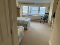 Wayfarer Inn Отели в г. Аплдор