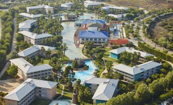 PortAventura Hotel Roulette - Unlimited access to PortAventura Park & 1 access to Ferrari Land