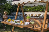 Amore Hotel Teki̇Rova