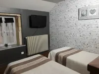 L'Escampette Hotels in Marcilly-la-Gueurce