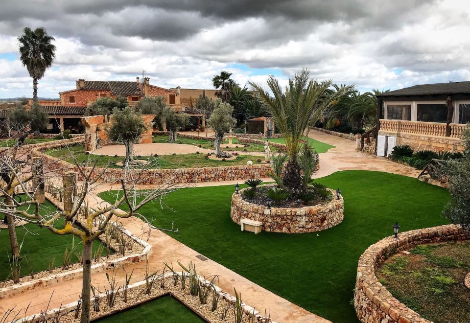 Hotel Agroturismo Es Gallicant, Exterior, Garden