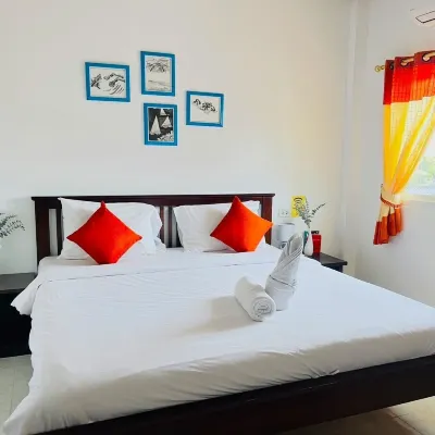 Lanta Grand House Hotels near Lanta Monkey School