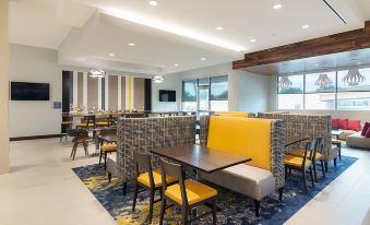SpringHill Suites Fort Worth Fossil Creek