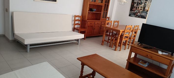 Apartamentos Mary โรงแรมในฟูเอนจิโรล่า