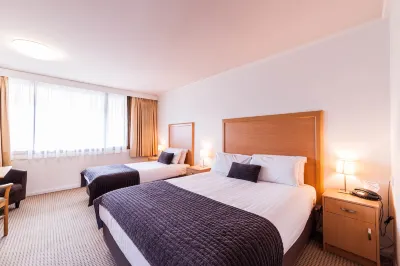 Eastern Sands City Centre Hotels near Soft Sands Cafe