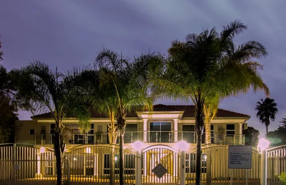 哈特貝斯特可可莫俱樂部酒店