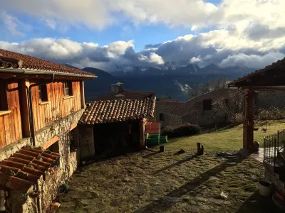 Casa Rural CalRei Hotels in 