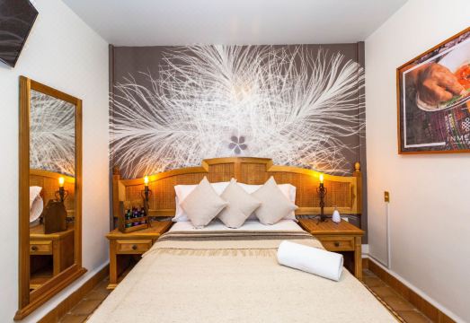 말라 베신다드 비어 호텔