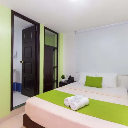 Hotel Avexi Suites by GEH Suites