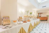 Raeli Hotel Luce - breakfast