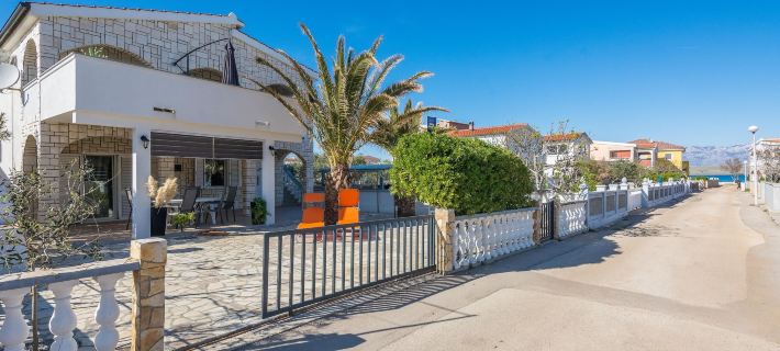 Apartments Bojana Ξενοδοχεία στην πόλη Vir