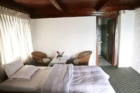 Dhampus Village Eco Lodge Отели рядом с достопримечательностью «Dhampus View Tower»