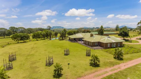 Game Haven Lodge Отели в г. Чигумула