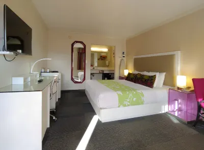 Inn at Golden Gate Hotels near Lands End