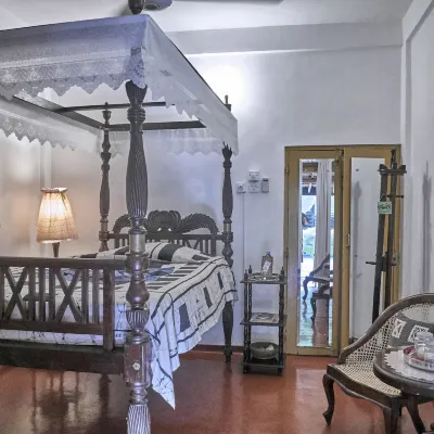The Icebear Guesthouse Отели рядом с достопримечательностью «Лагуна Негомбо»