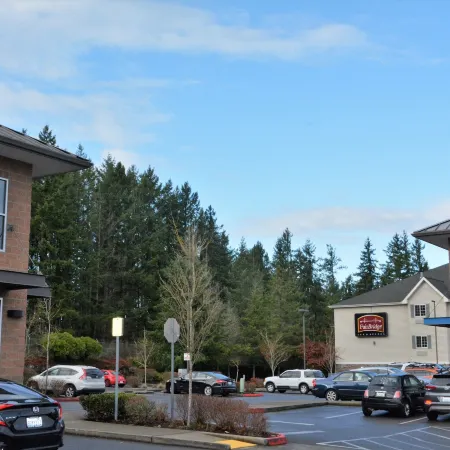 FairBridge Inn & Suites DuPont