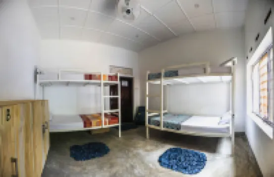 米瑞斯首席旅館