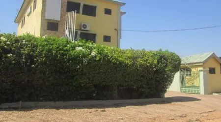 New Vision Hotel Отели в г. Нглши Аманфро