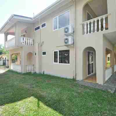 GT Self Catering Apartments Hotel Exterior