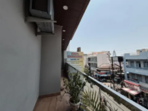 โรงแรมปรากาชาม