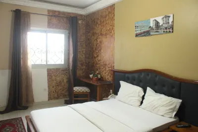 Complexe Hotelier St Elie Các khách sạn ở Mfoundi