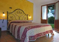 Poggio del Sole Hotels in Pucciarelli