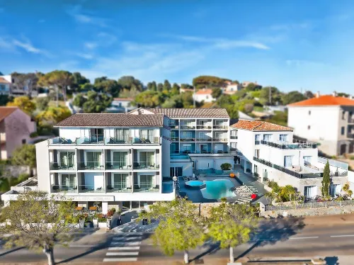 Hotel Revellata & Spa - bar