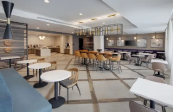 邁阿密國際機場舒適套房酒店