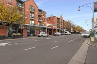 West End City 2BR Stay near UniSA Hôtels à : Mile End