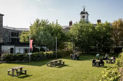 Griffith Halls of Residence 住宿飯店