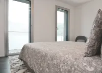 Front Lake Apartment Meli with View Feel Ticino Feel Home Hotels near Swissminiatur