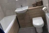 ديربي هاوس - 2 بد رومز فررب  بركينج - تن مي ٓند واي فاي