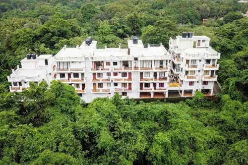 Cozy Stayz Hotels in Chapora