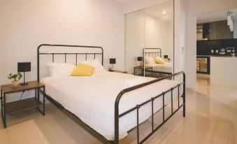Zen Central CBD - Affordable 3-Bdrm Apt in the Heart of Darwin City
