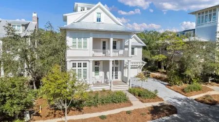 Rees on Western Lake - 605 Western Lake Drive Home