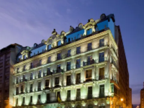 NHコレクションホテル・ビーゴ ビーゴのホテル