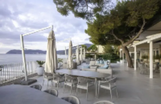 โรงแรมไดอาน่า แกรนด์