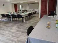 Hôtel le Pradet فنادق في Seguret