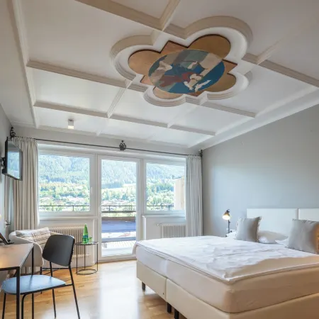Q! Hotel Maria Theresia